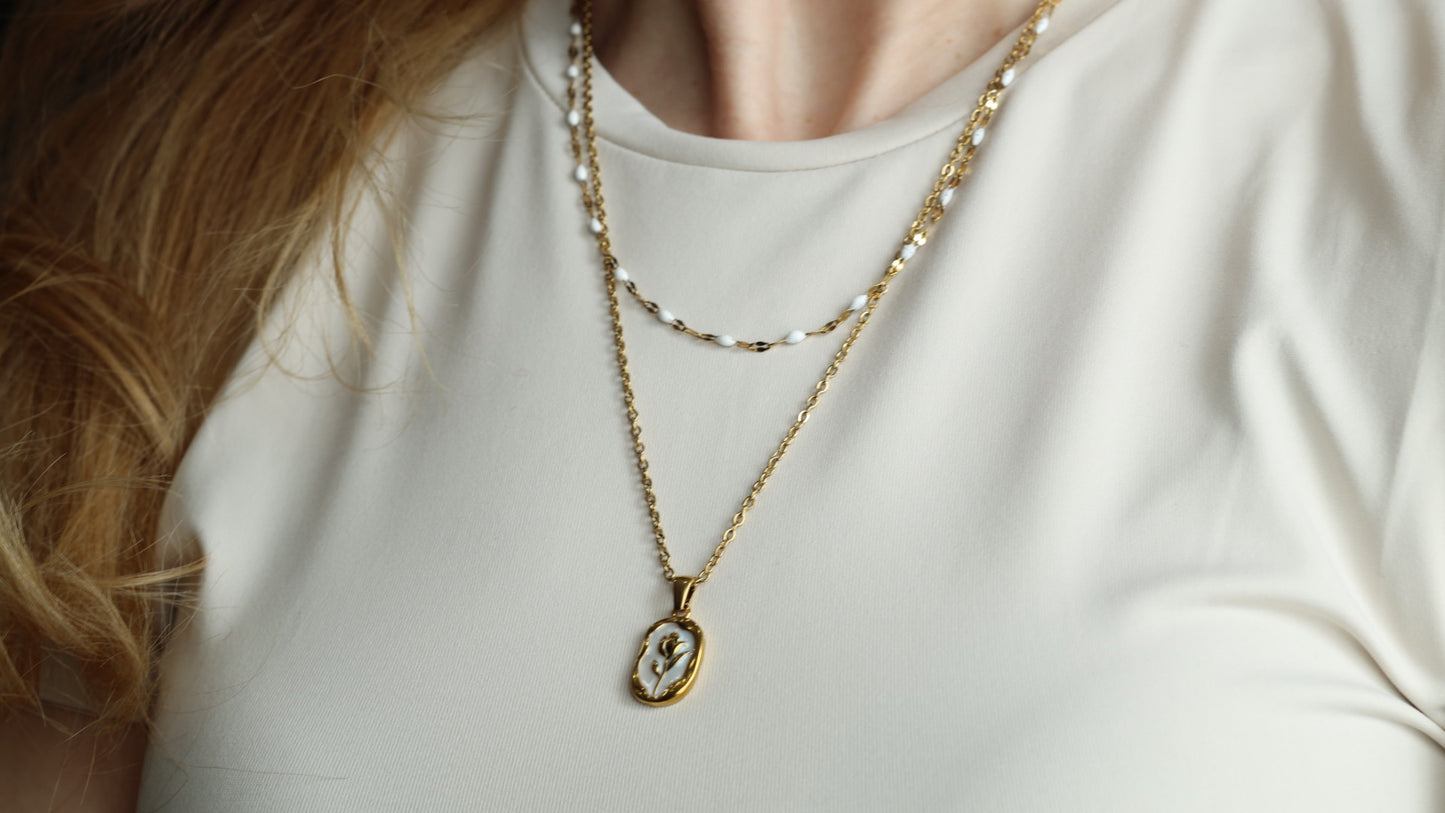 White Dapped Chain Necklace