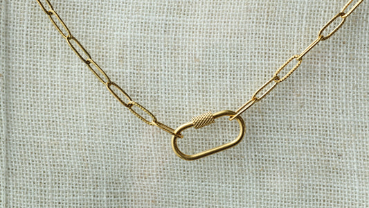 The Front Clasp Chain Necklace