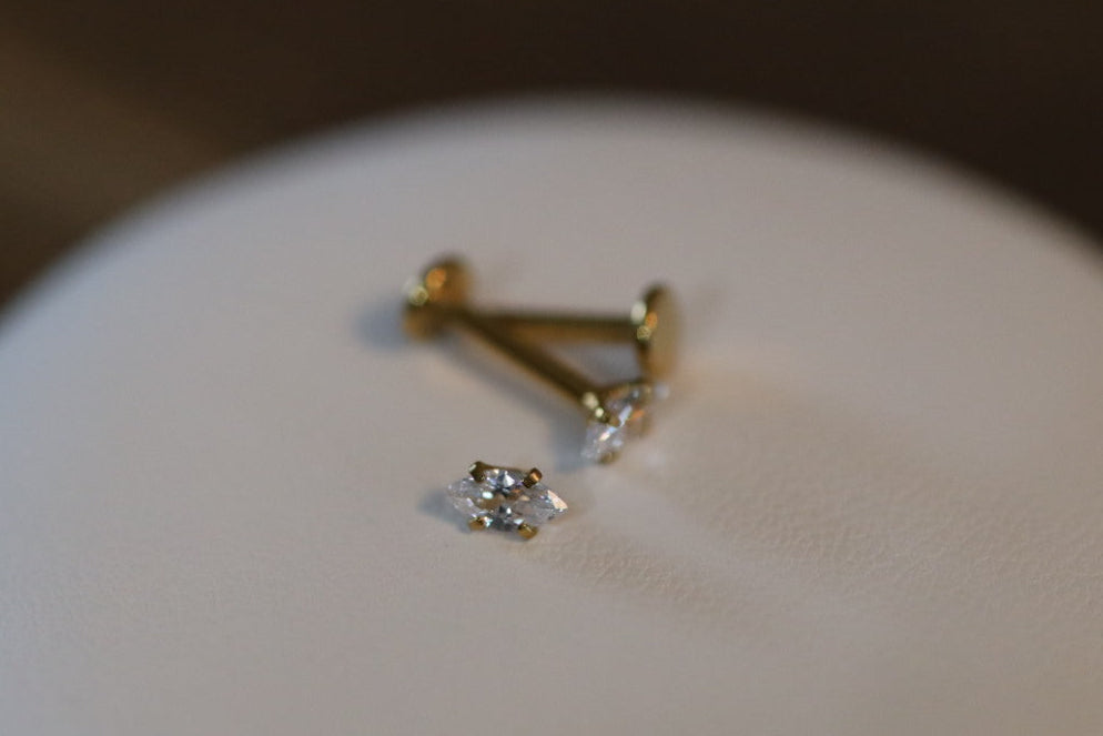 Stella Flat Back Studs – Gold Surgical Steel